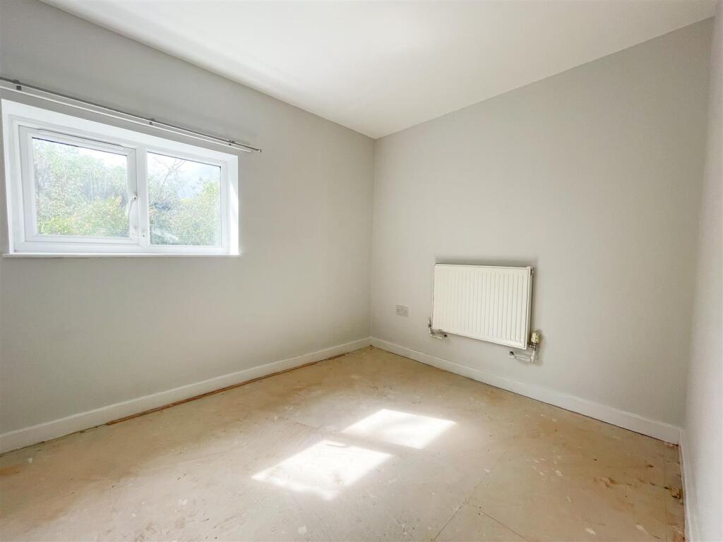 BEDROOM SIX
