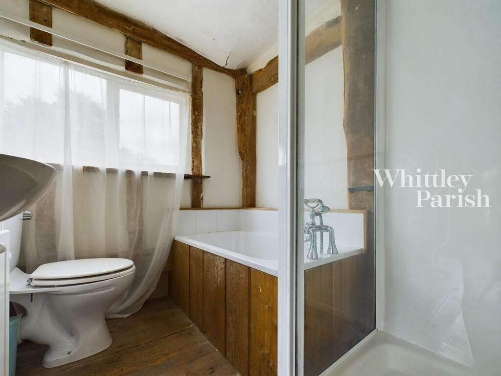 CAM01915G0-PR0384...