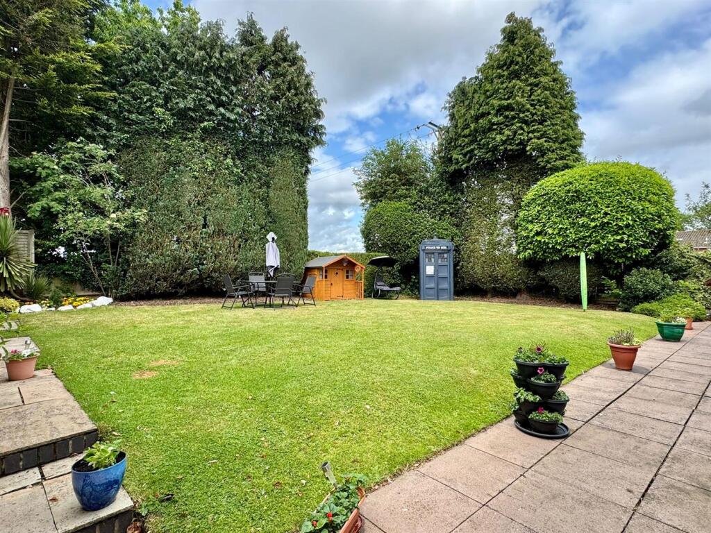 Garden (1).jpg