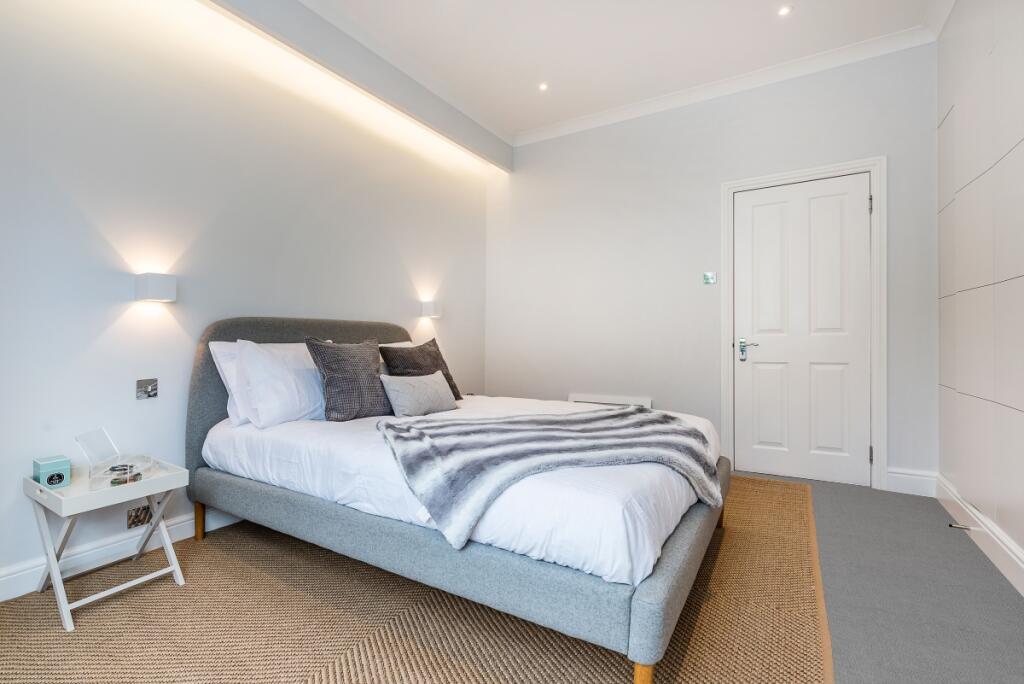 Bedroom 1_final_e...