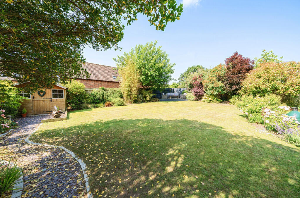 1306486-4-684971f...