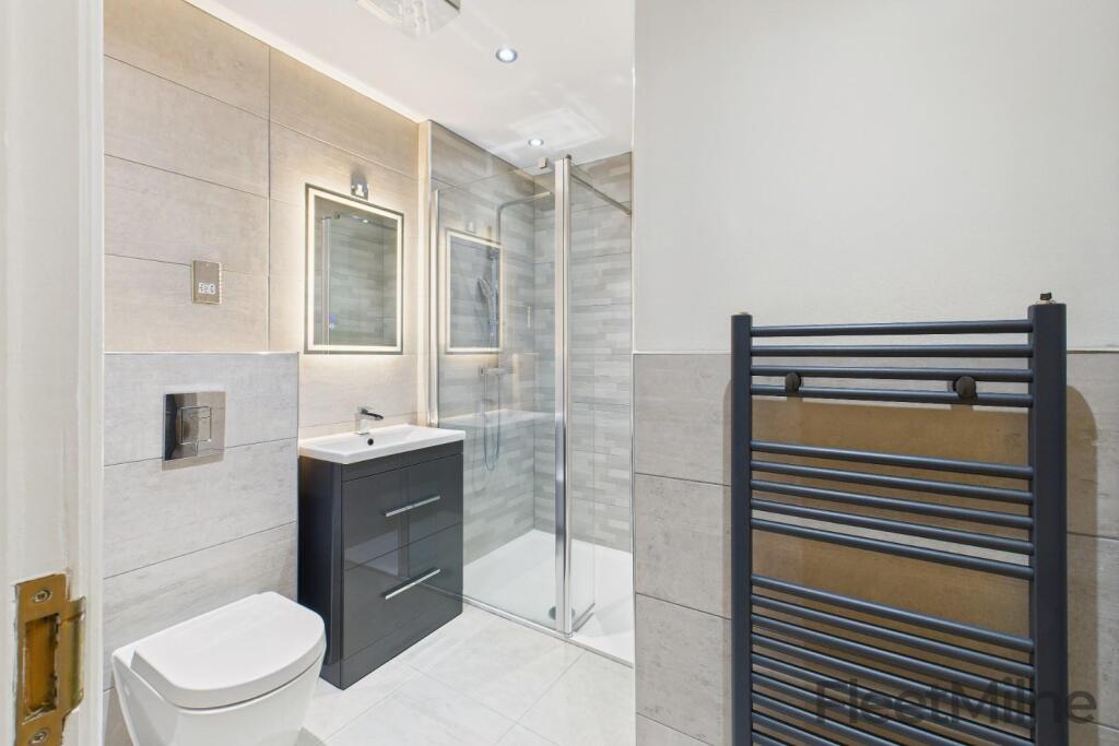 Ensuite bathroom