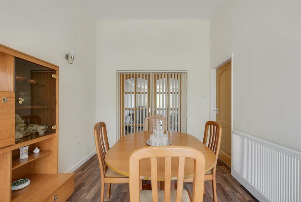 Dining Room_2.jpeg
