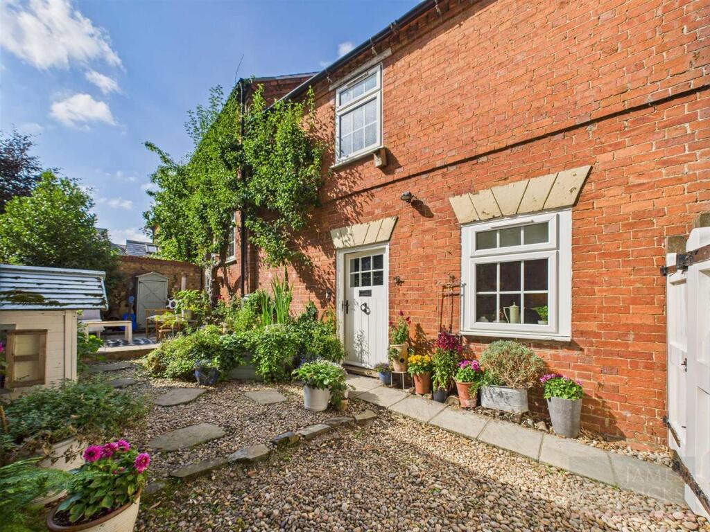 Pear Tree Cottage, Clipston