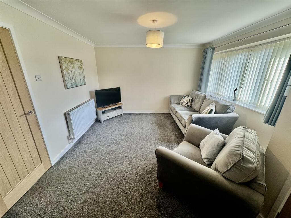 Living Room/ Dining Room