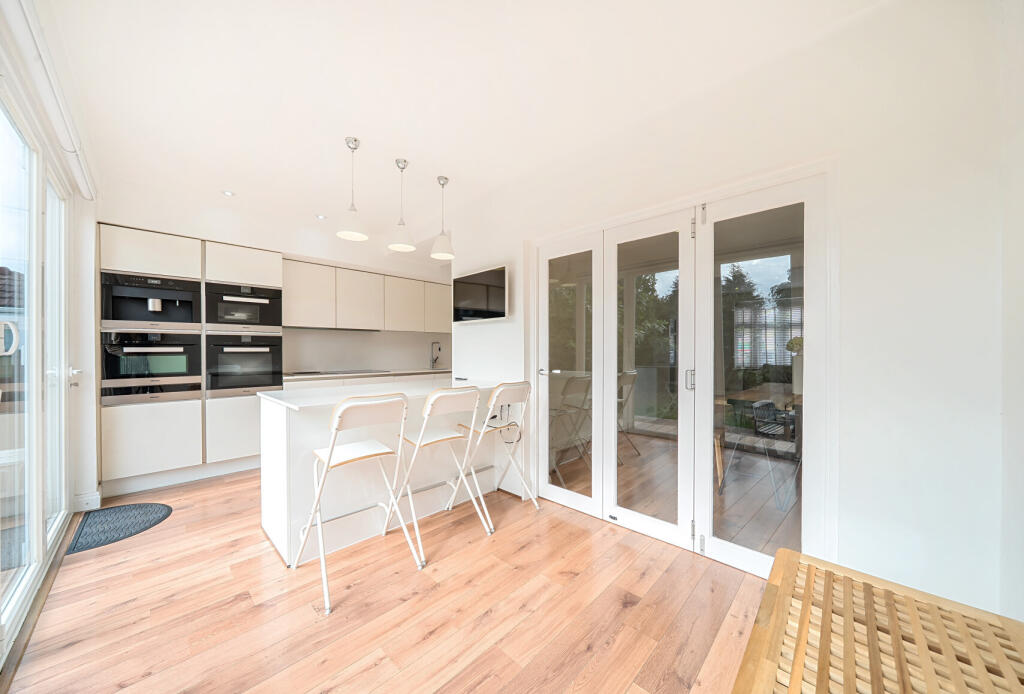 1342788-5-68a7a6d...