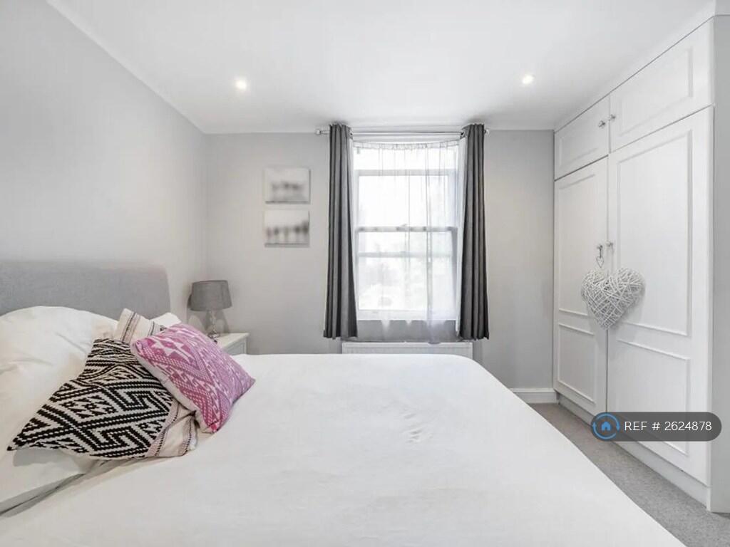 Double Bedroom No 1
