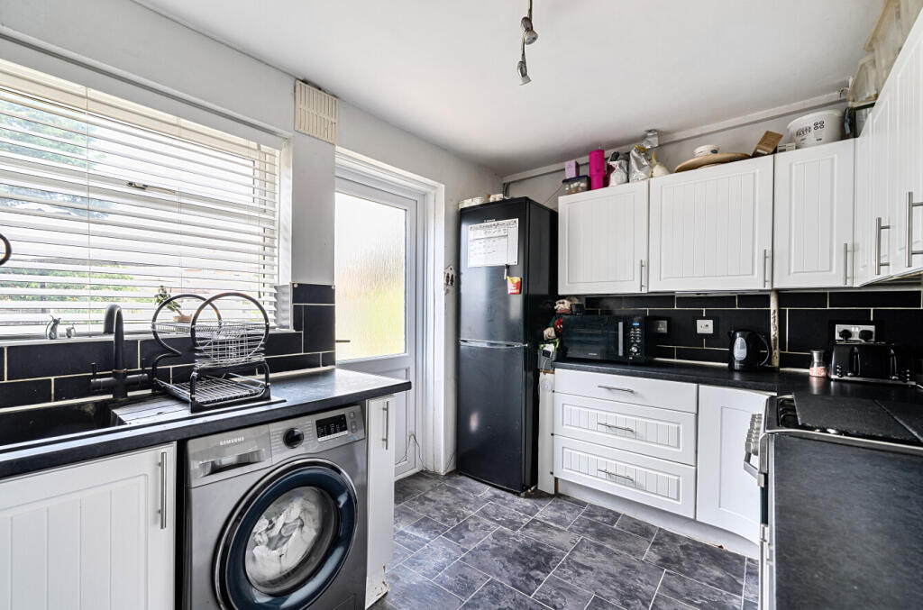 1319686-12-686bc4...