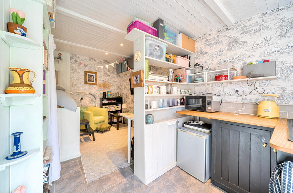 1344126-21-68ada4...