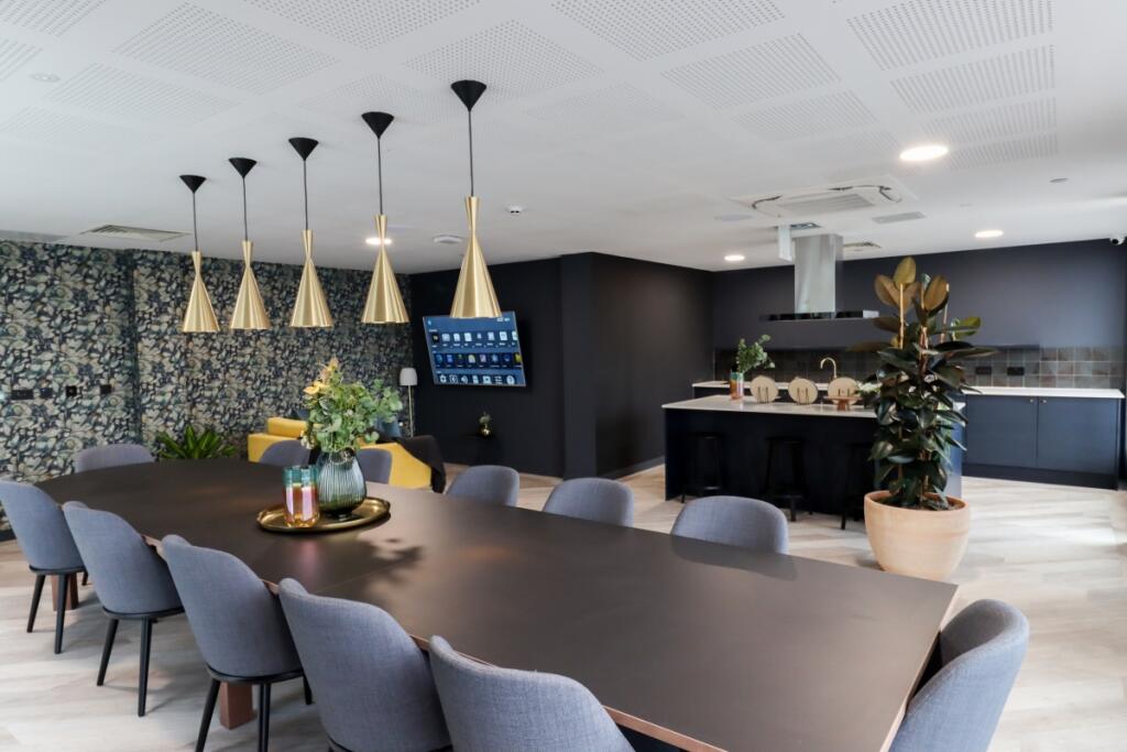 Reading (2) -  20...