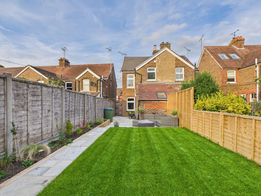 CAM04018G0-PR0375...