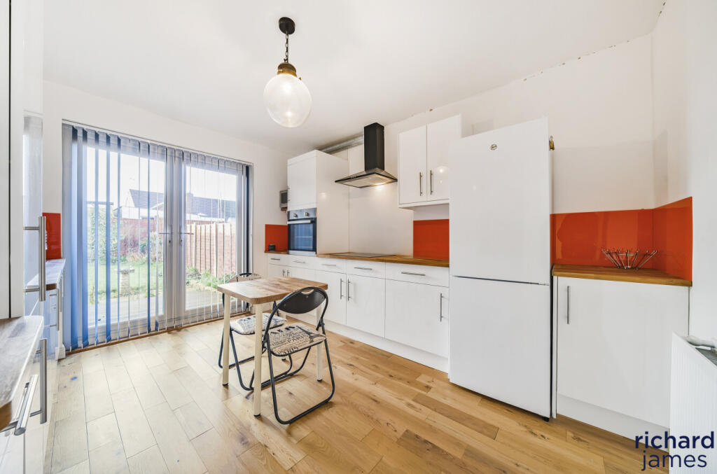 96b8d22c-29c9-454...