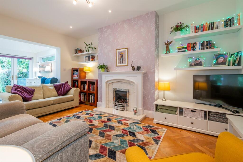 Sitting Room Aspect 2