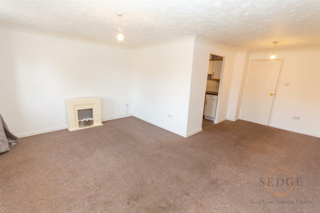 flat 6 abbey -6.jpg