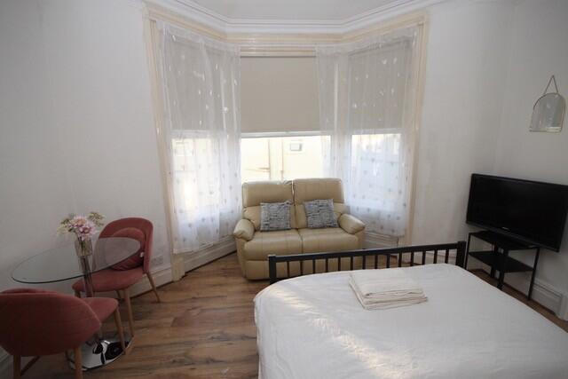 Studio 1 T202507151324.jpg