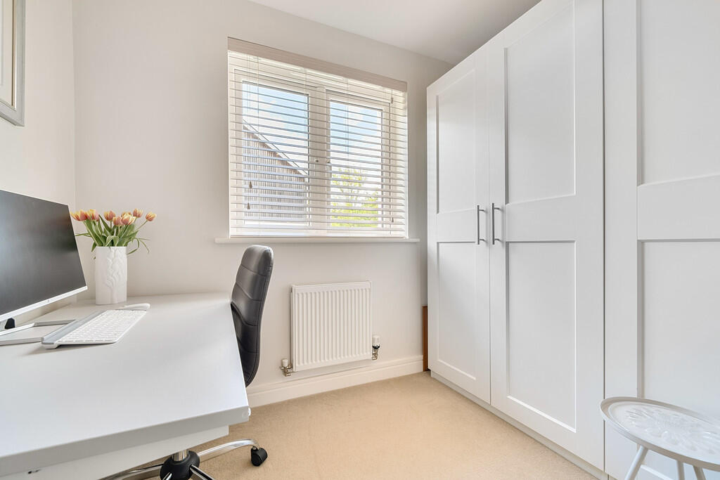 1302737-5-683db50...