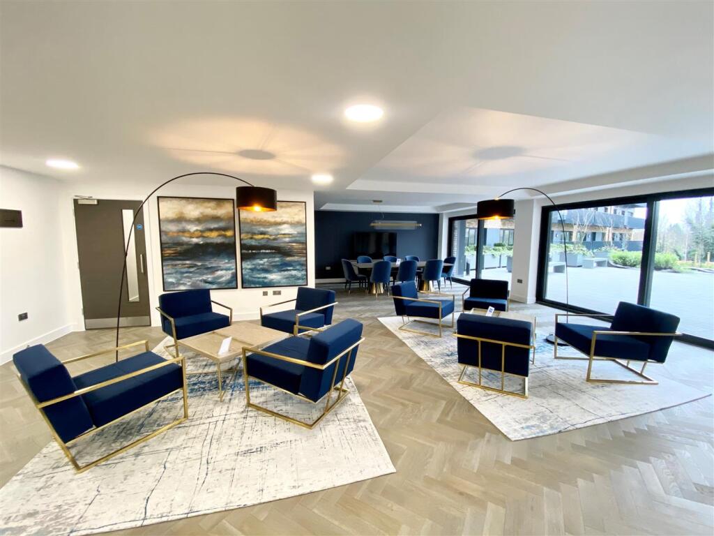Residents lounge 1
