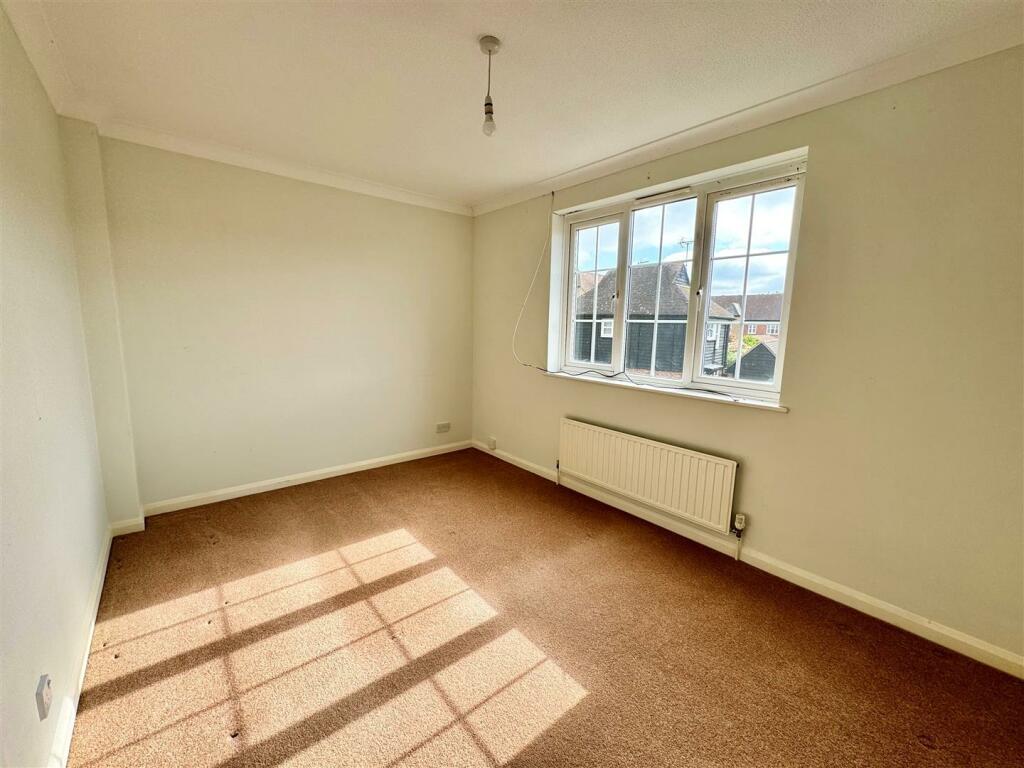 Bedroom2.jpg
