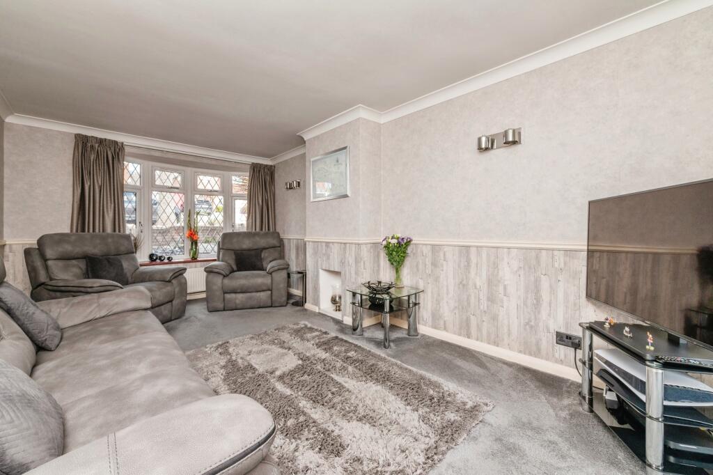 26bearsteddrivepitseabasildonss132nj22