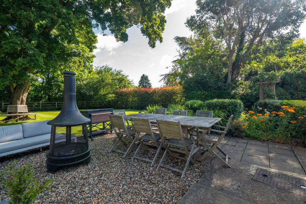 Garden Al-Fresco View.jpg