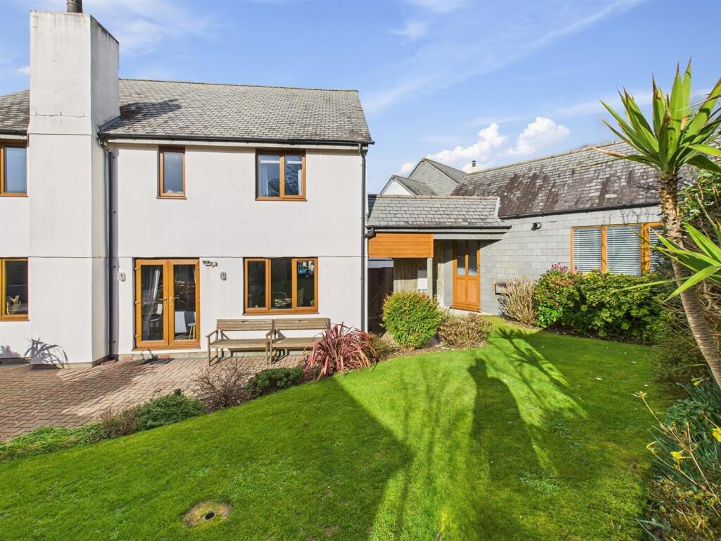 Rear of House to Annex