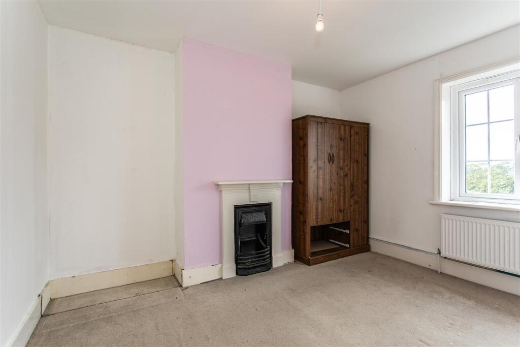 1 New Cottage25.jpg