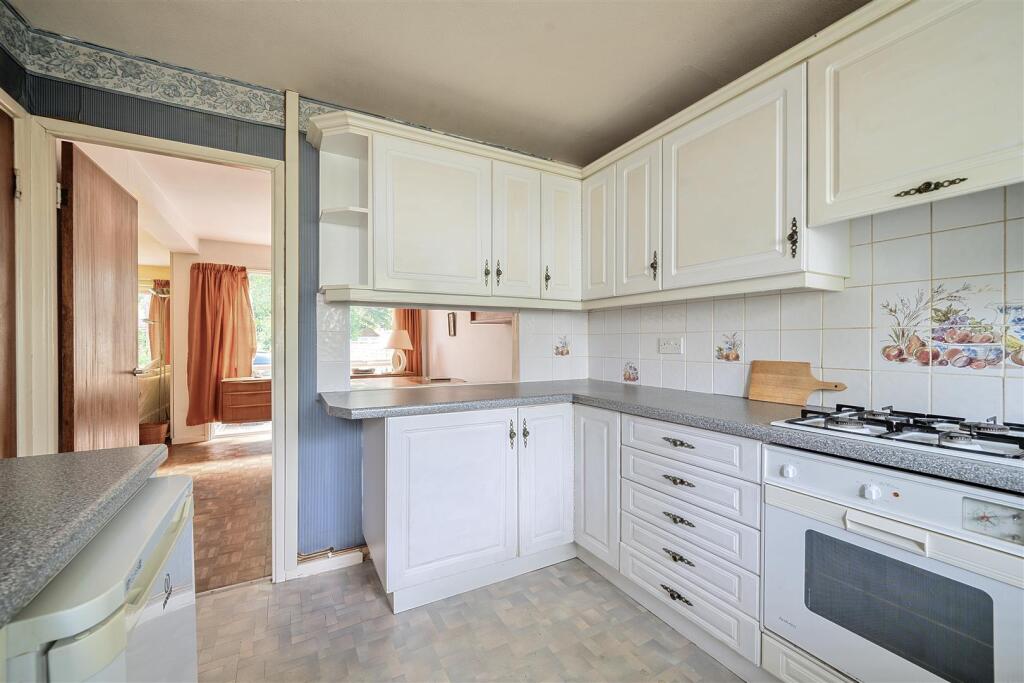 1293744-17-682b327a089ff-ARW .jpg