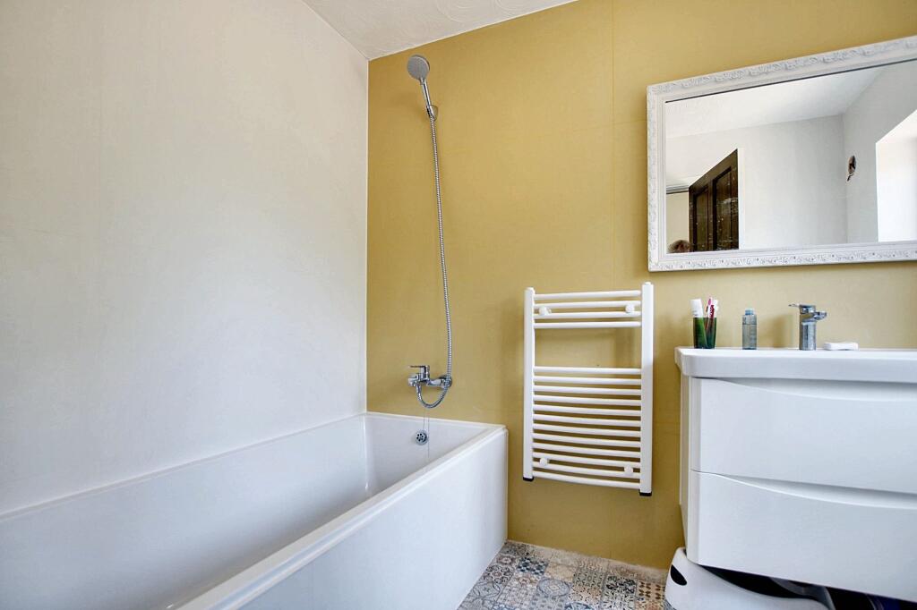 Ground Floor Bathroom