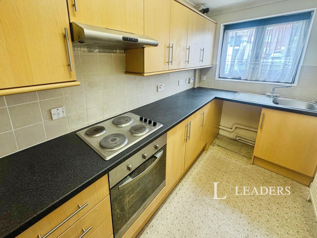 3 - Kitchen