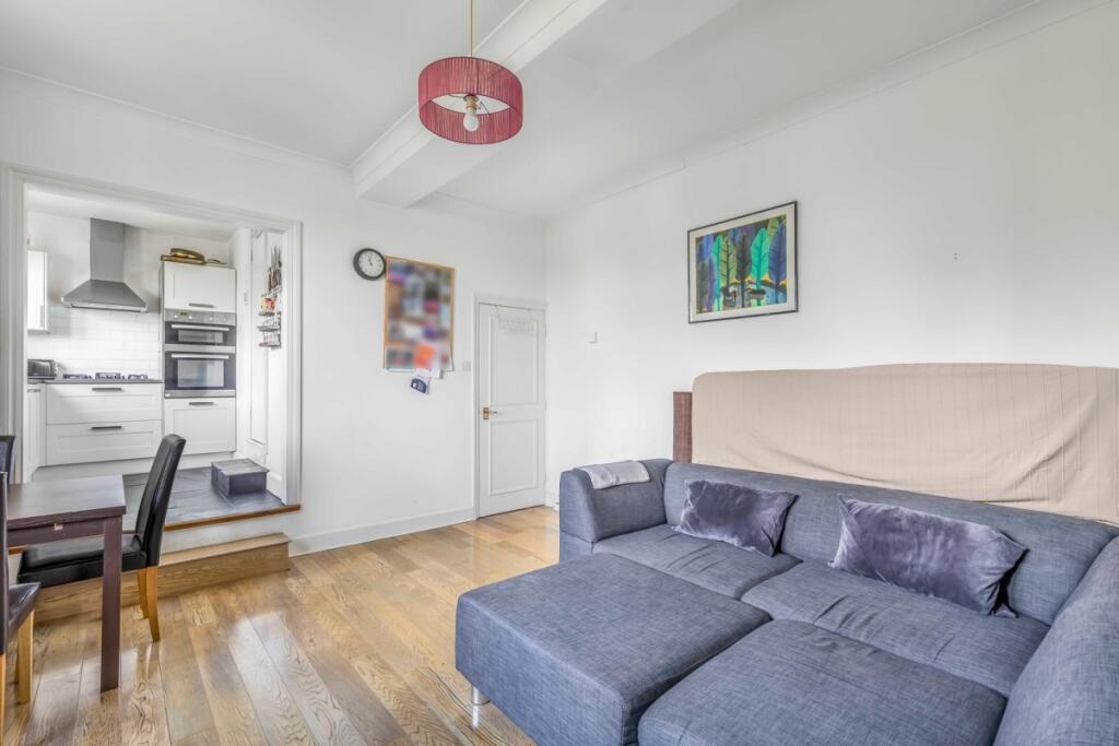 Flat_4_29_Telford_Av