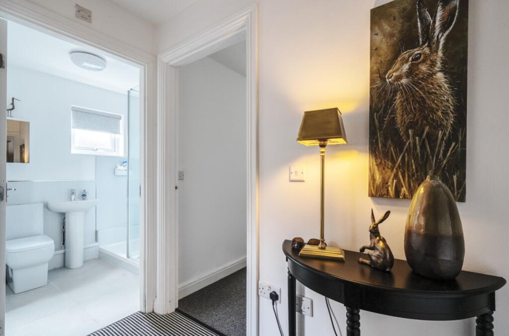 1333702-7-6890e55c21956