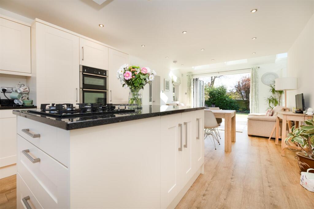 42 Highfields Close, Ashby