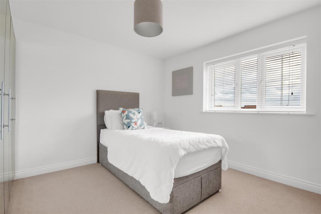 Bedroom.jpg