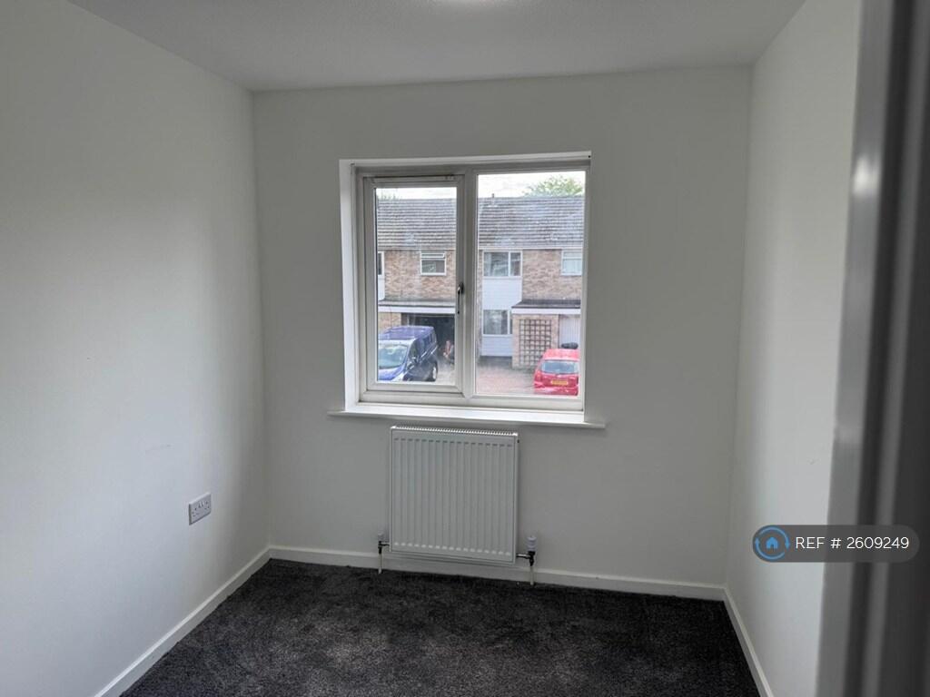 Third Single Bedroom/ Study 2