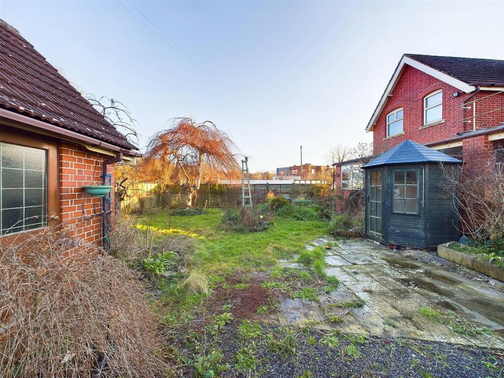 23 - Detached House for Auction, Sea Mills.jpg