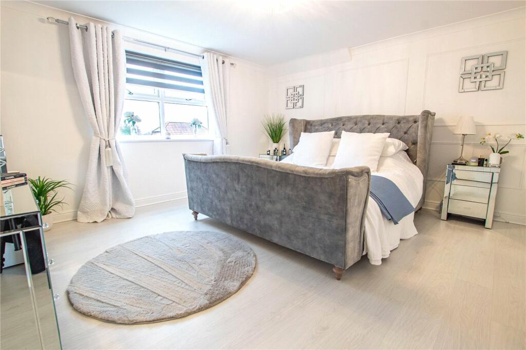Bedroom 1 - 1