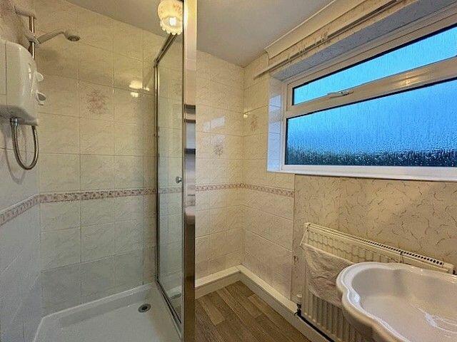 Shower Room/Wc