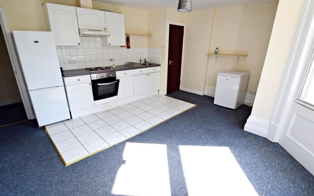 Livin Room/Kitchen