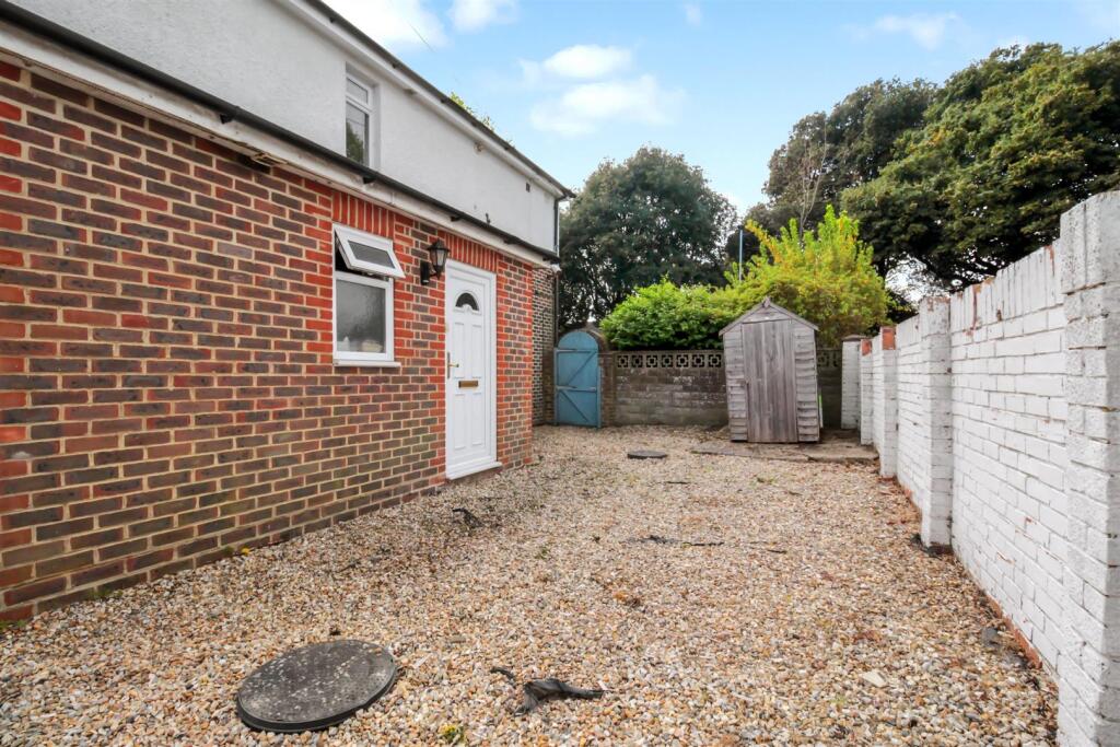 South Farm Road 148a-015.jpg