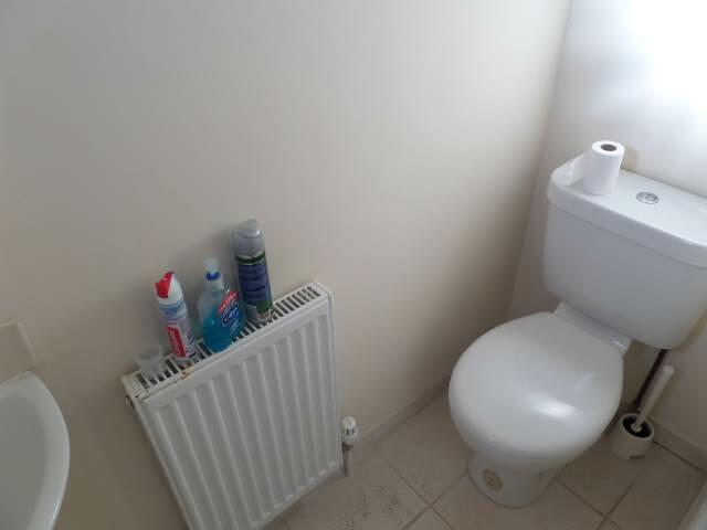 Cloakroom/Wc