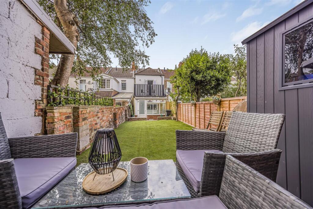 23 Leopold Street, Southsea-PorticoMarketing-SoldB