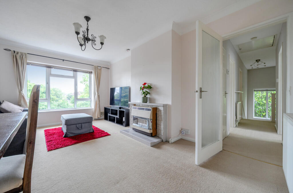 1293821-15-682f1f...