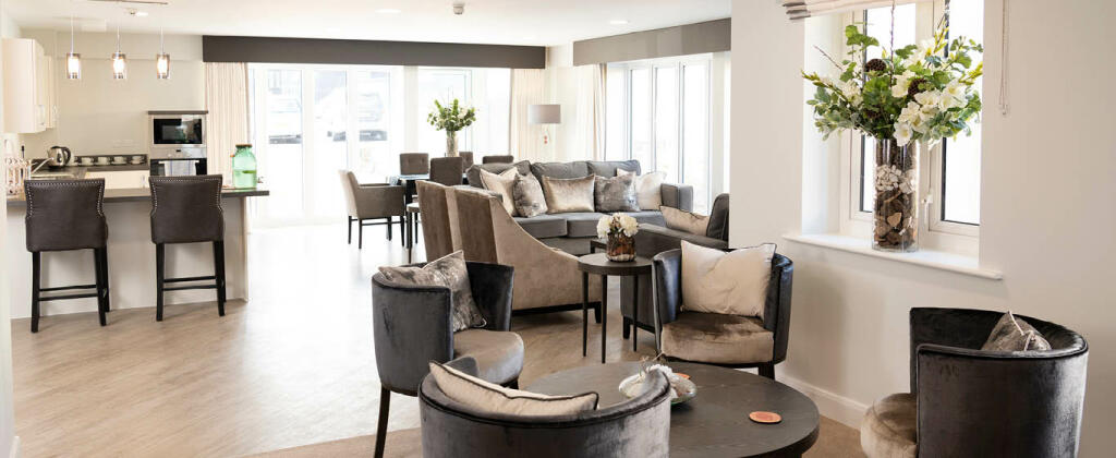 Homeowners' Lounge 