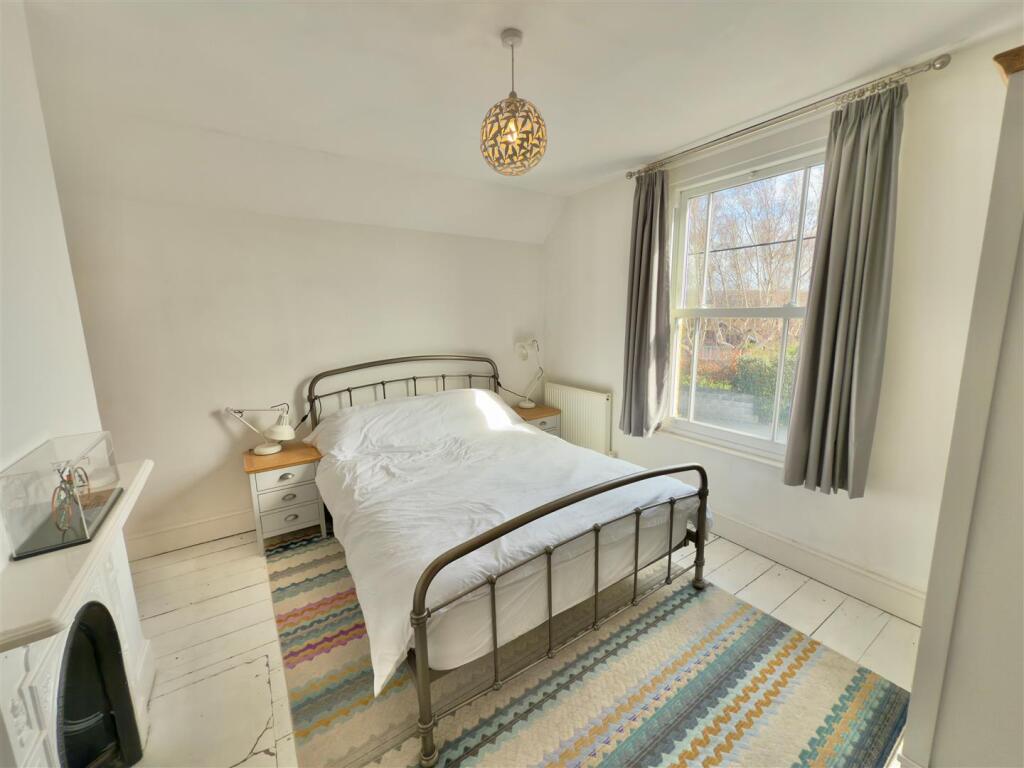 Bedroom One.jpg
