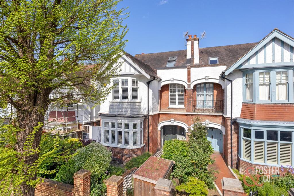 Burton VIllas, 6-023.jpg