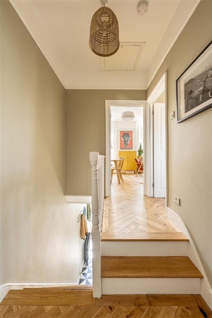 Hallway-1.jpg