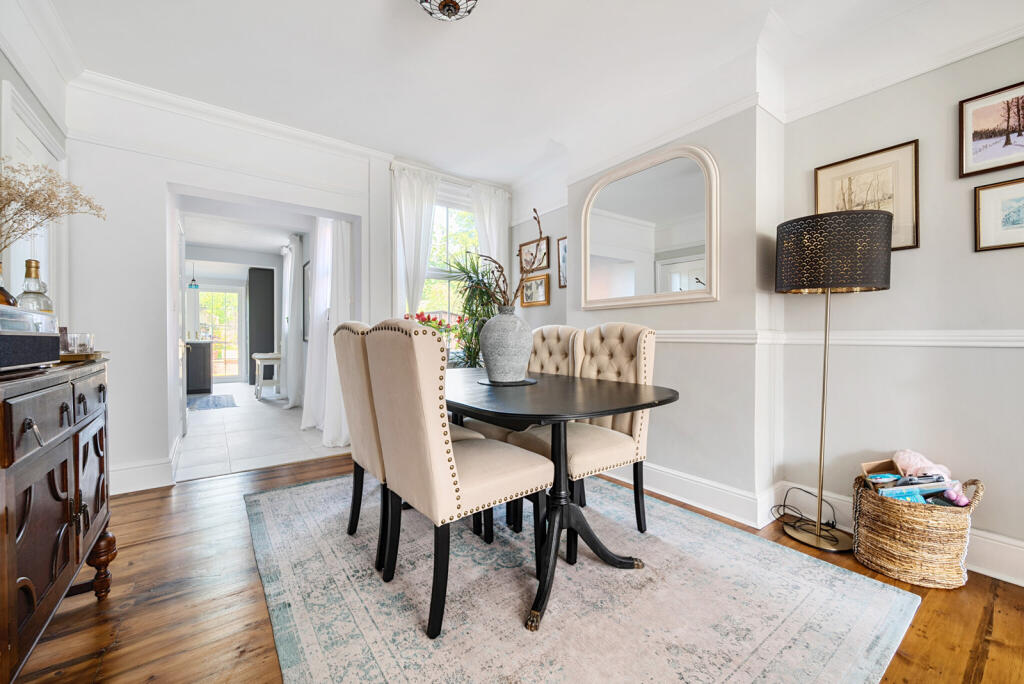 1316188-8-68625db...