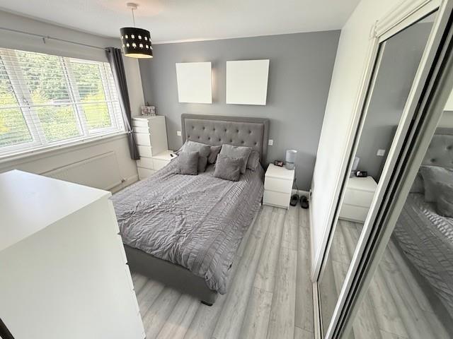 33BR21.jpg