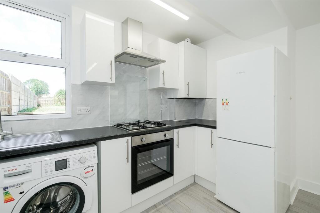 Kitchen area (2).jpg