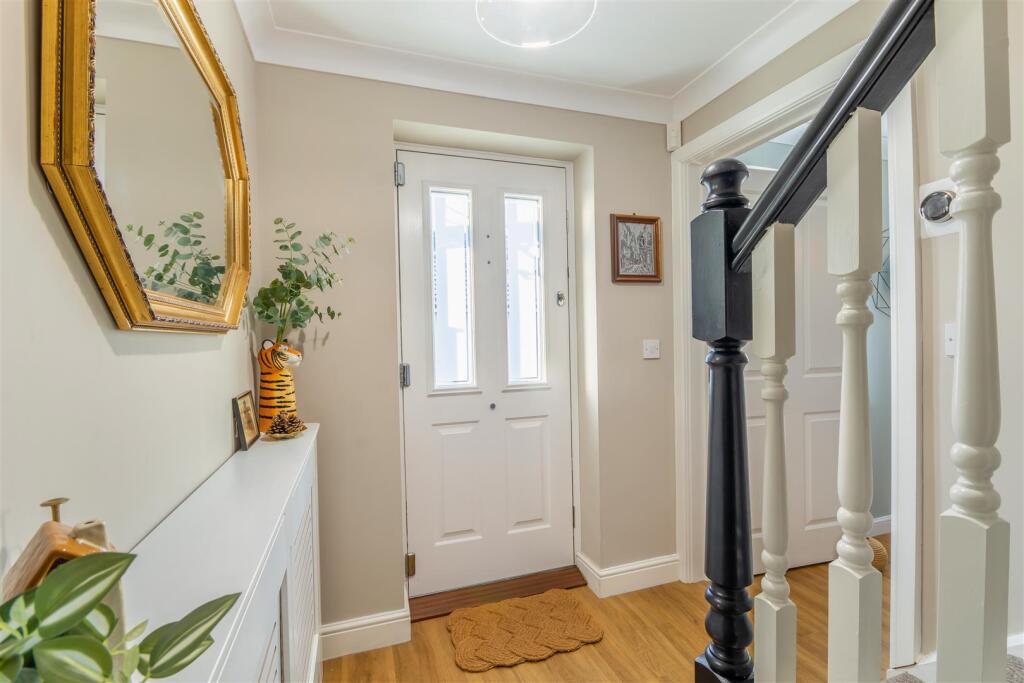 8632521-interior13.jpg